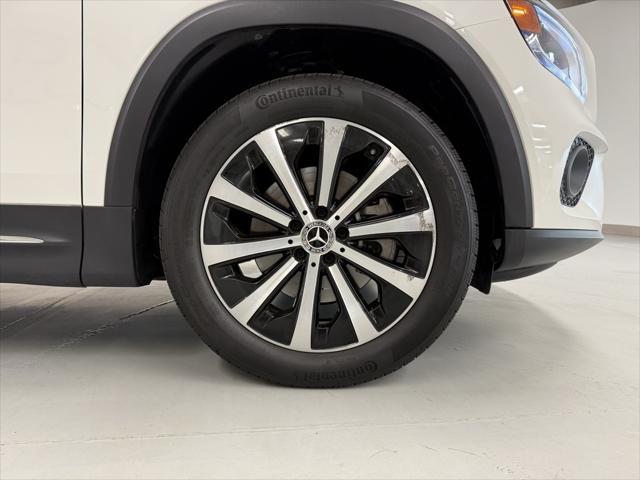 used 2022 Mercedes-Benz GLB 250 car, priced at $34,380