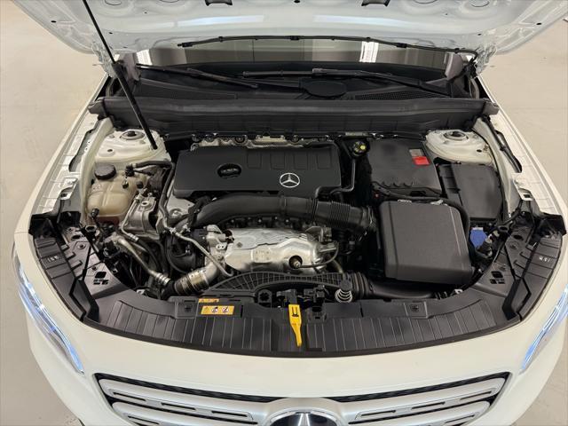 used 2022 Mercedes-Benz GLB 250 car, priced at $34,380