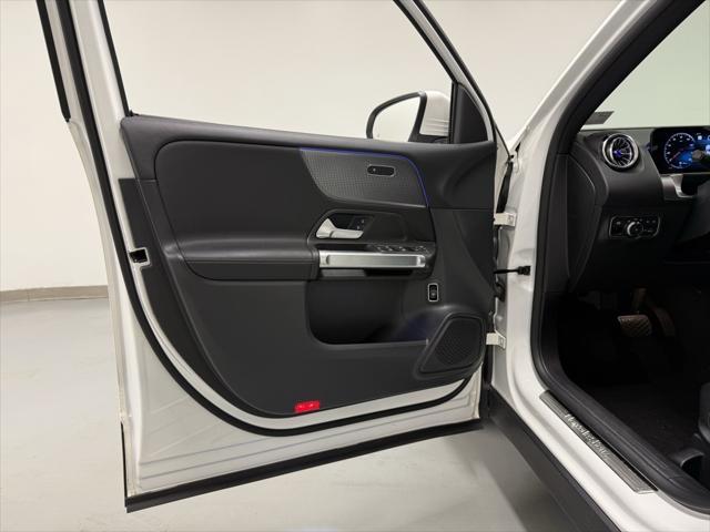 used 2022 Mercedes-Benz GLB 250 car, priced at $34,380