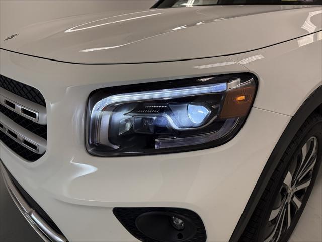 used 2022 Mercedes-Benz GLB 250 car, priced at $34,380