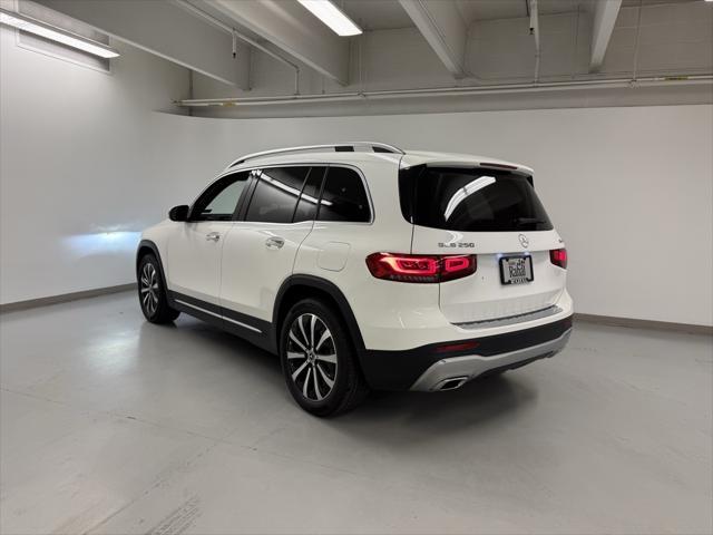 used 2022 Mercedes-Benz GLB 250 car, priced at $34,380