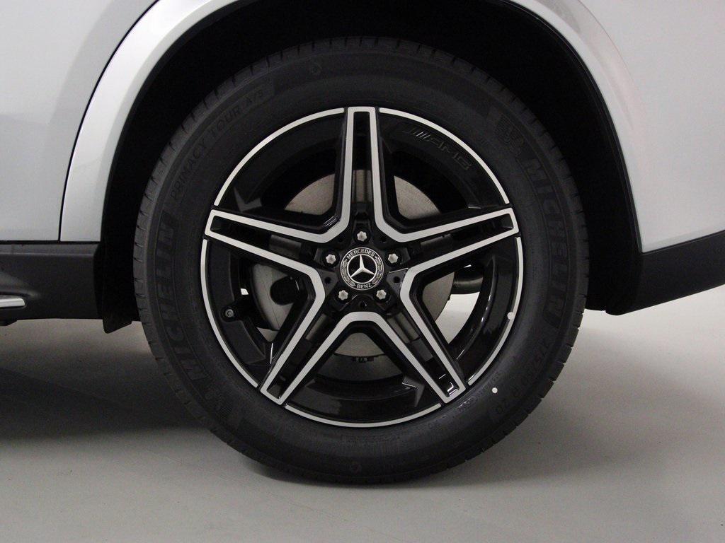 new 2026 Mercedes-Benz GLE 450 car, priced at $82,020