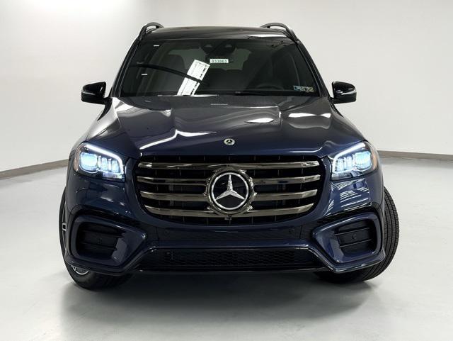 new 2025 Mercedes-Benz GLS 450 car, priced at $99,450