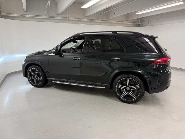 new 2025 Mercedes-Benz GLE 450 car, priced at $84,860