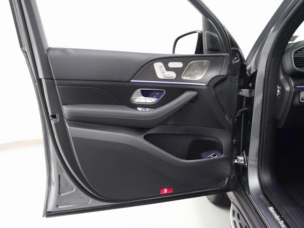 new 2026 Mercedes-Benz GLE 450 car, priced at $85,205