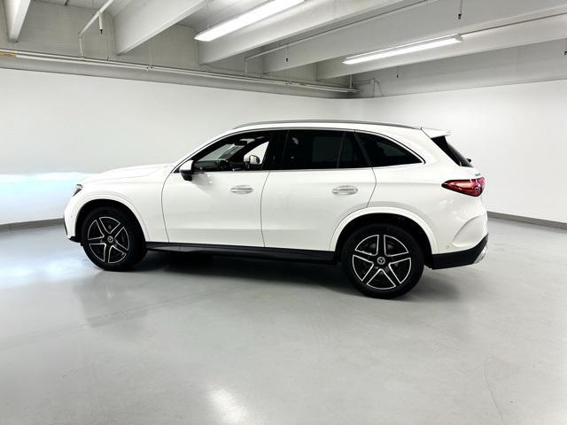 new 2025 Mercedes-Benz GLC 300 car, priced at $61,695