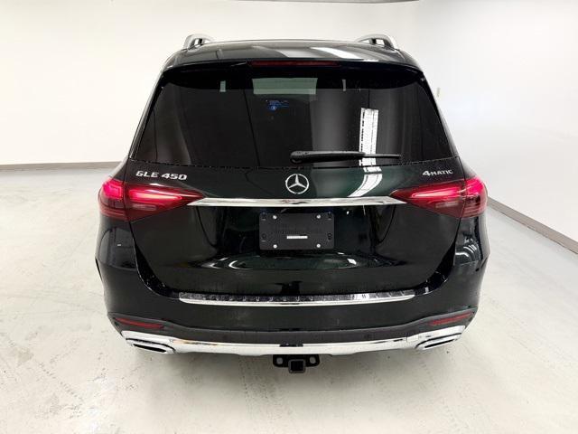 new 2025 Mercedes-Benz GLE 450 car, priced at $81,350