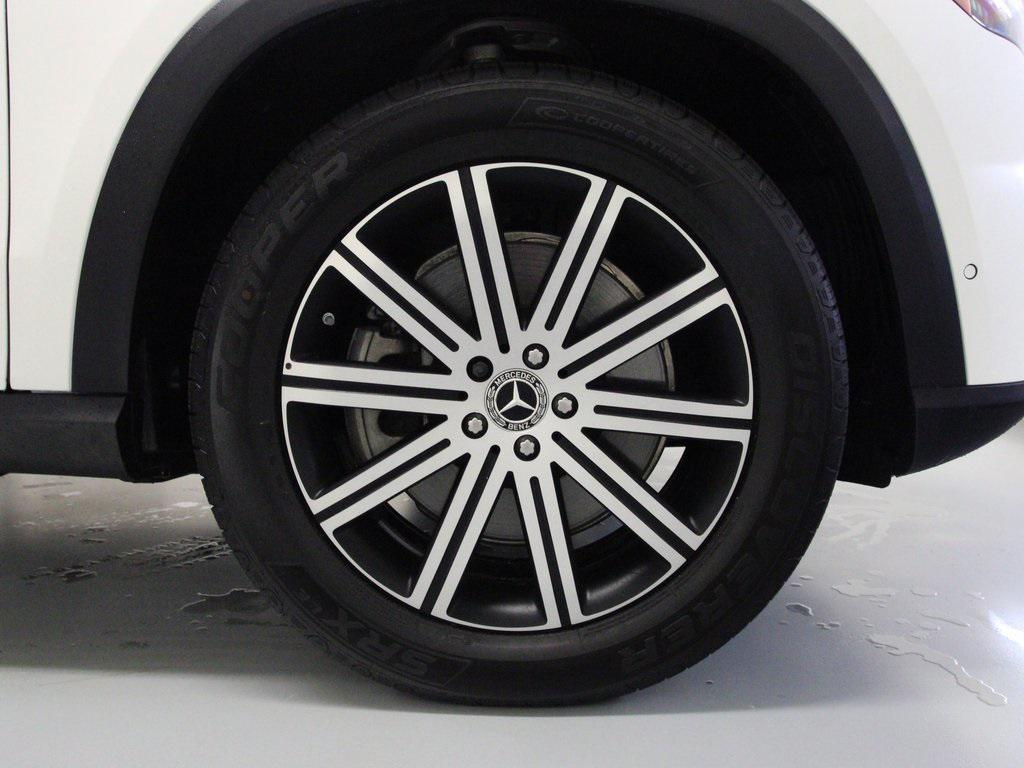 used 2024 Mercedes-Benz GLE 450 car, priced at $69,380