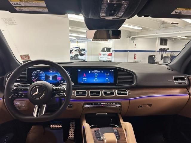 new 2024 Mercedes-Benz GLS 580 car, priced at $120,210