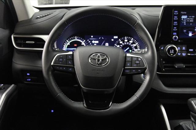 used 2021 Toyota Highlander Hybrid car, priced at $34,990