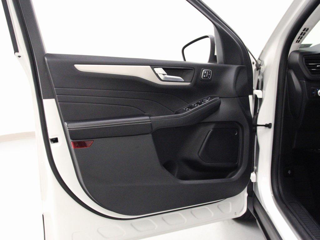 used 2022 Ford Escape car, priced at $21,380