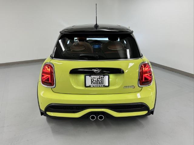 used 2024 MINI Hardtop car, priced at $30,550