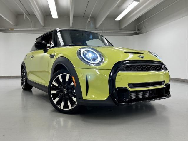 used 2024 MINI Hardtop car, priced at $30,550