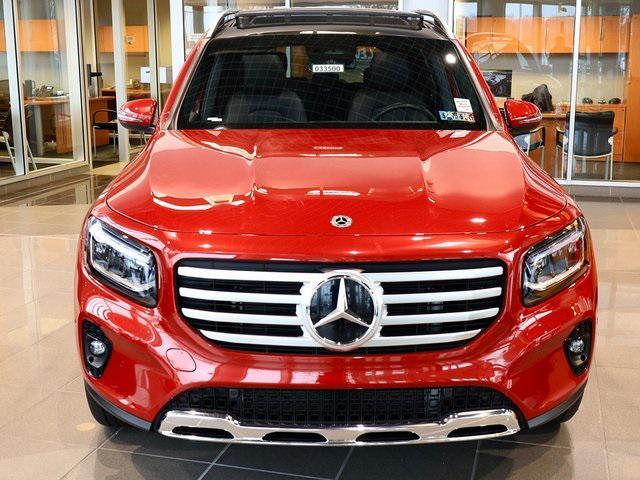 new 2024 Mercedes-Benz GLB 250 car, priced at $51,625