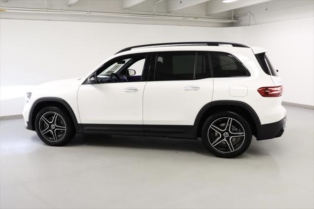 new 2025 Mercedes-Benz GLB 250 car, priced at $56,295
