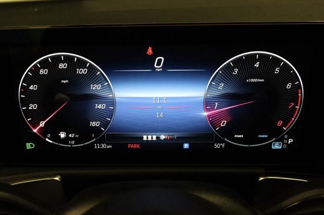new 2025 Mercedes-Benz GLB 250 car, priced at $56,295