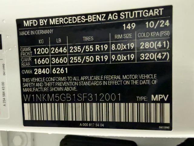 new 2025 Mercedes-Benz GLC 350e car, priced at $66,470