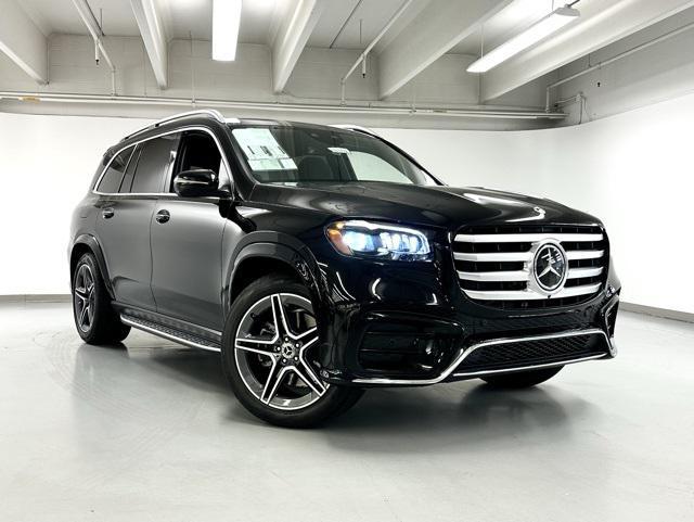 new 2025 Mercedes-Benz GLS 450 car, priced at $103,485