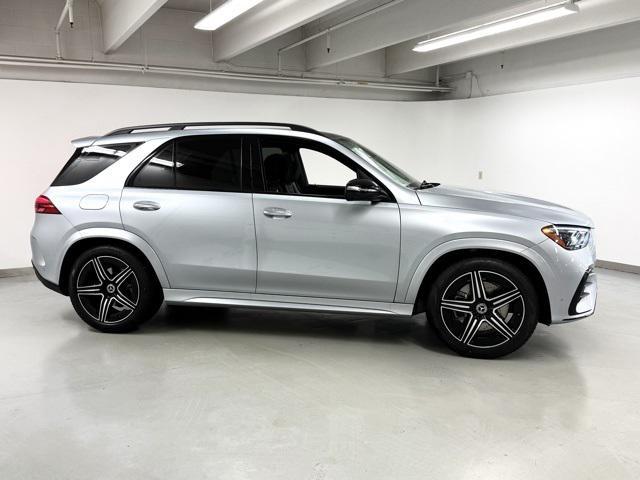 new 2025 Mercedes-Benz GLE 580 car, priced at $104,465