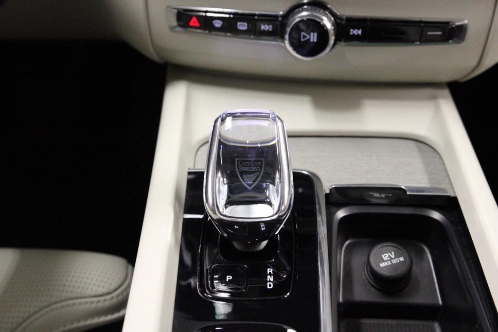 used 2023 Volvo XC60 Recharge Plug-In Hybrid car, priced at $44,990