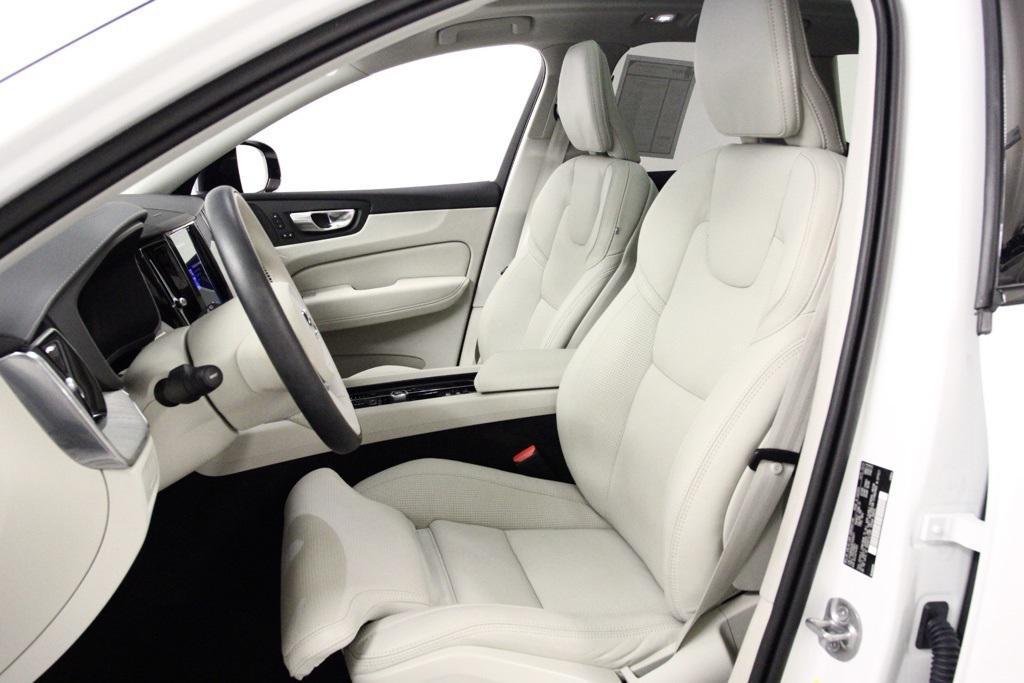 used 2023 Volvo XC60 Recharge Plug-In Hybrid car, priced at $44,990