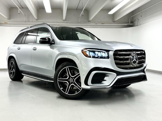 new 2025 Mercedes-Benz GLS 450 car, priced at $100,180