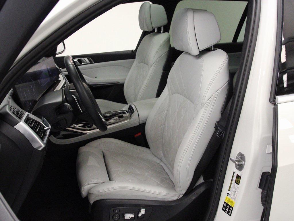 used 2023 BMW X7 car, priced at $59,380