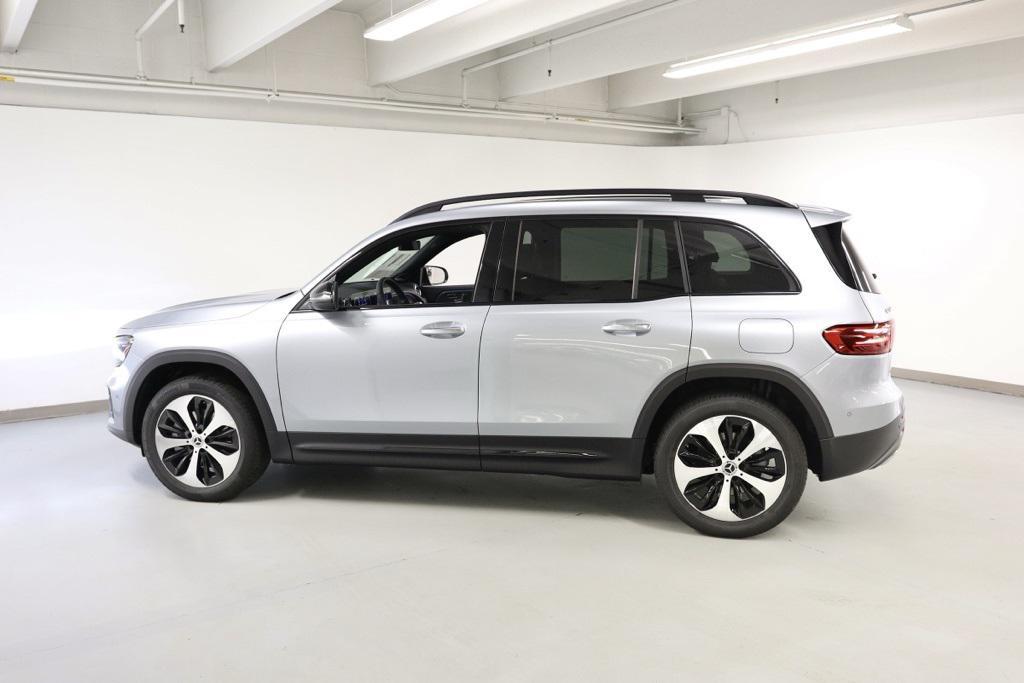 new 2025 Mercedes-Benz GLB 250 car, priced at $53,935