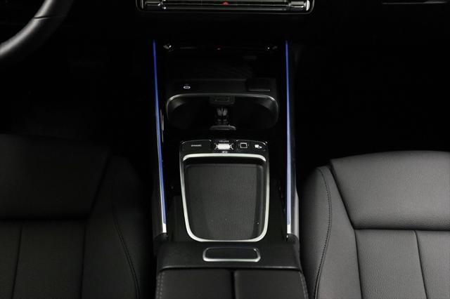 new 2025 Mercedes-Benz GLB 250 car, priced at $53,935