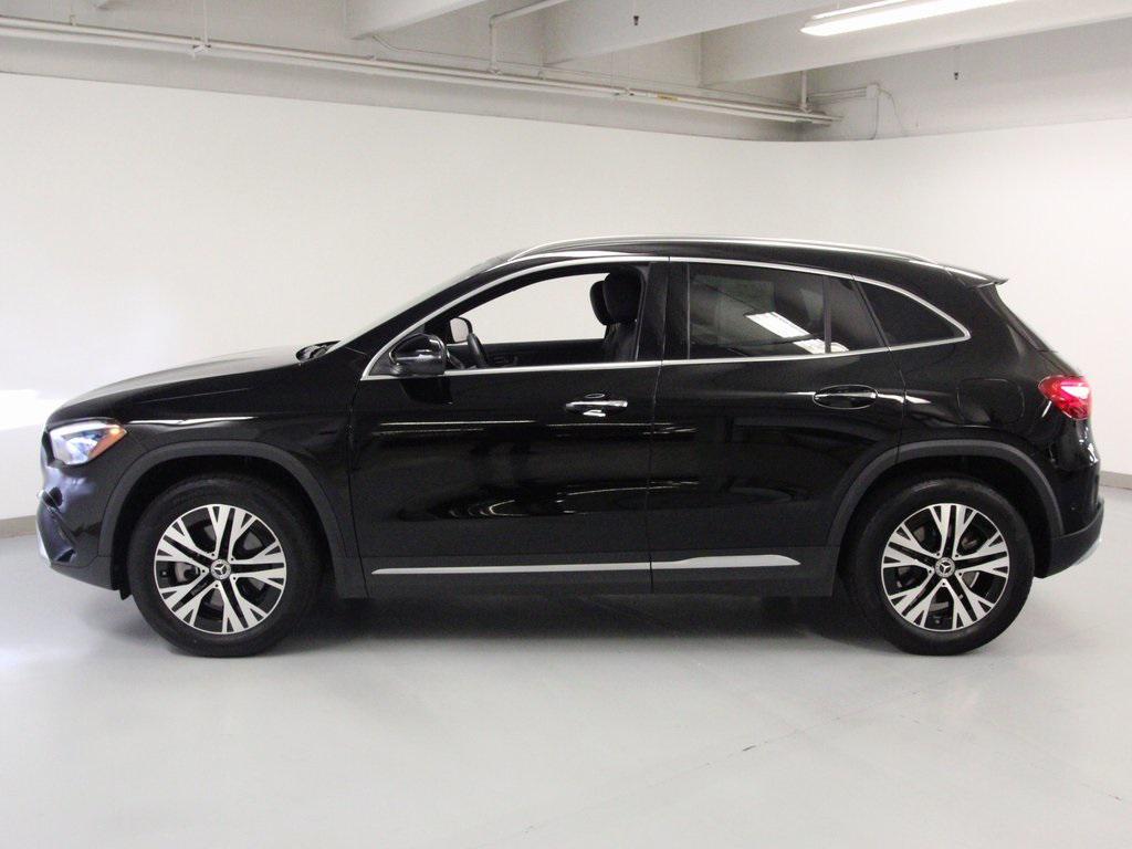 used 2025 Mercedes-Benz GLA 250 car, priced at $40,880