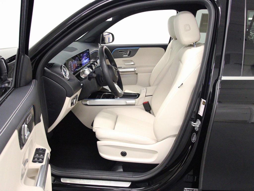 used 2025 Mercedes-Benz GLB 250 car, priced at $42,480