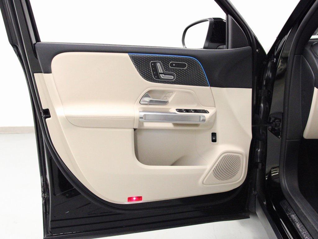 used 2025 Mercedes-Benz GLB 250 car, priced at $42,480