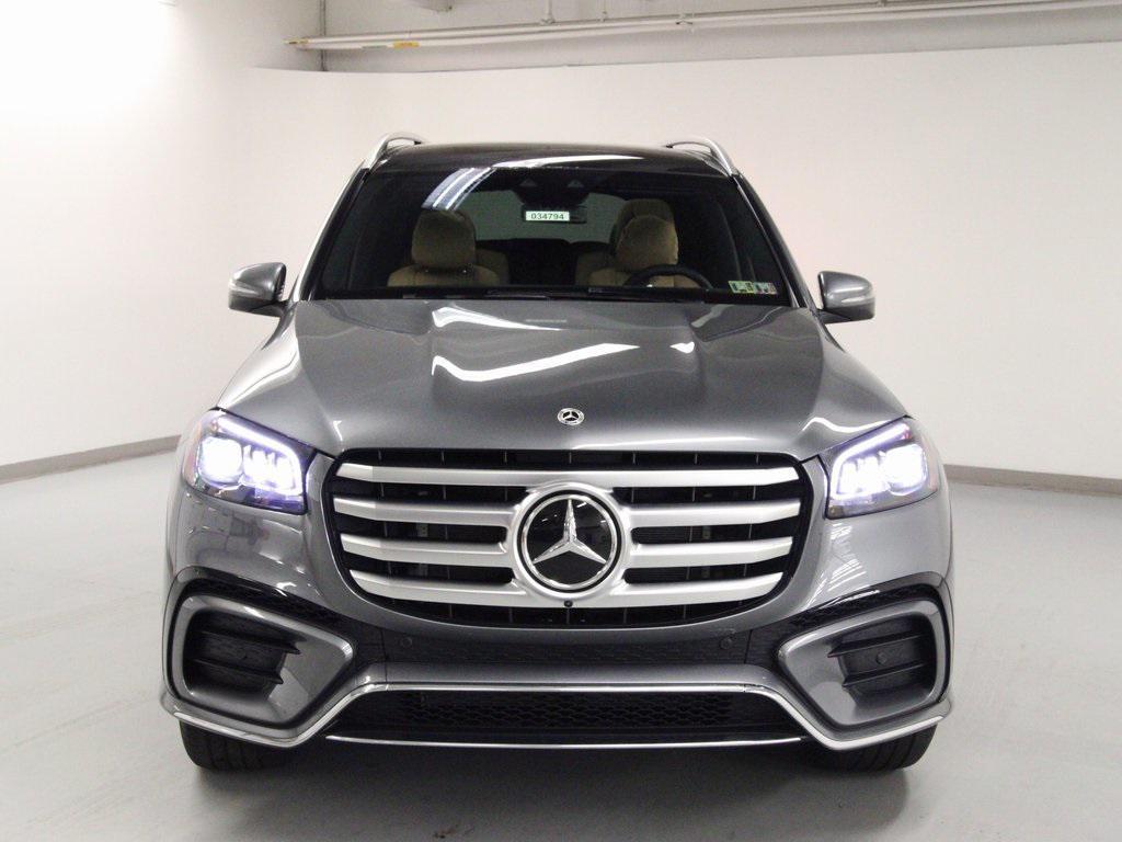 new 2026 Mercedes-Benz GLS 580 car, priced at $121,860