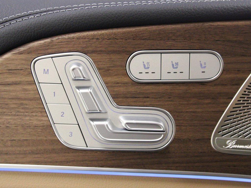 new 2026 Mercedes-Benz GLS 580 car, priced at $121,860