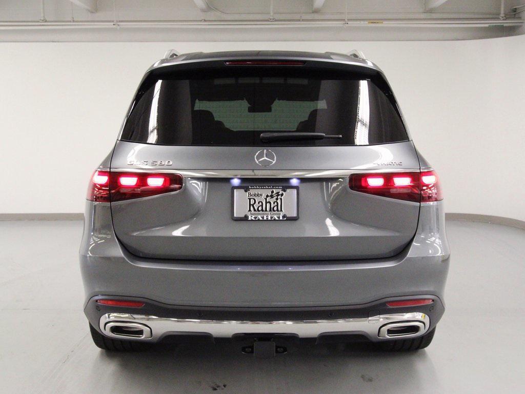 new 2026 Mercedes-Benz GLS 580 car, priced at $121,860