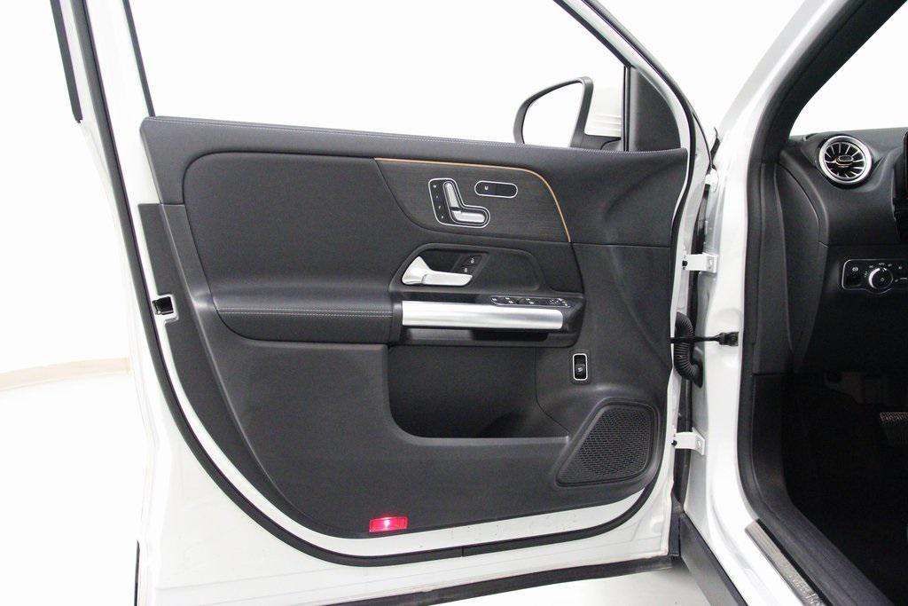 used 2023 Mercedes-Benz GLA 250 car, priced at $33,880