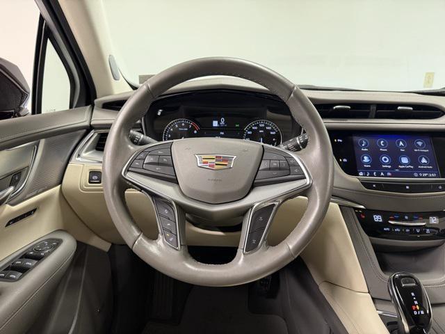 used 2020 Cadillac XT5 car, priced at $25,380