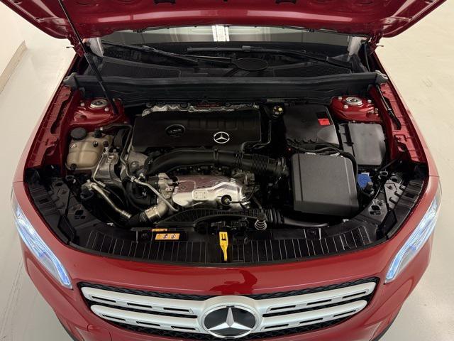 used 2021 Mercedes-Benz GLB 250 car, priced at $30,880