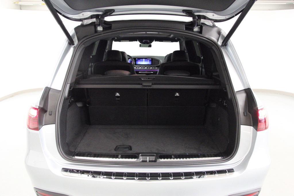 new 2025 Mercedes-Benz GLS 450 car, priced at $99,600