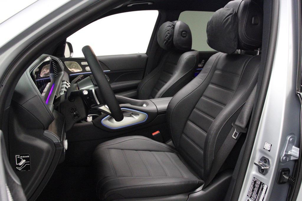 new 2025 Mercedes-Benz GLS 450 car, priced at $99,600