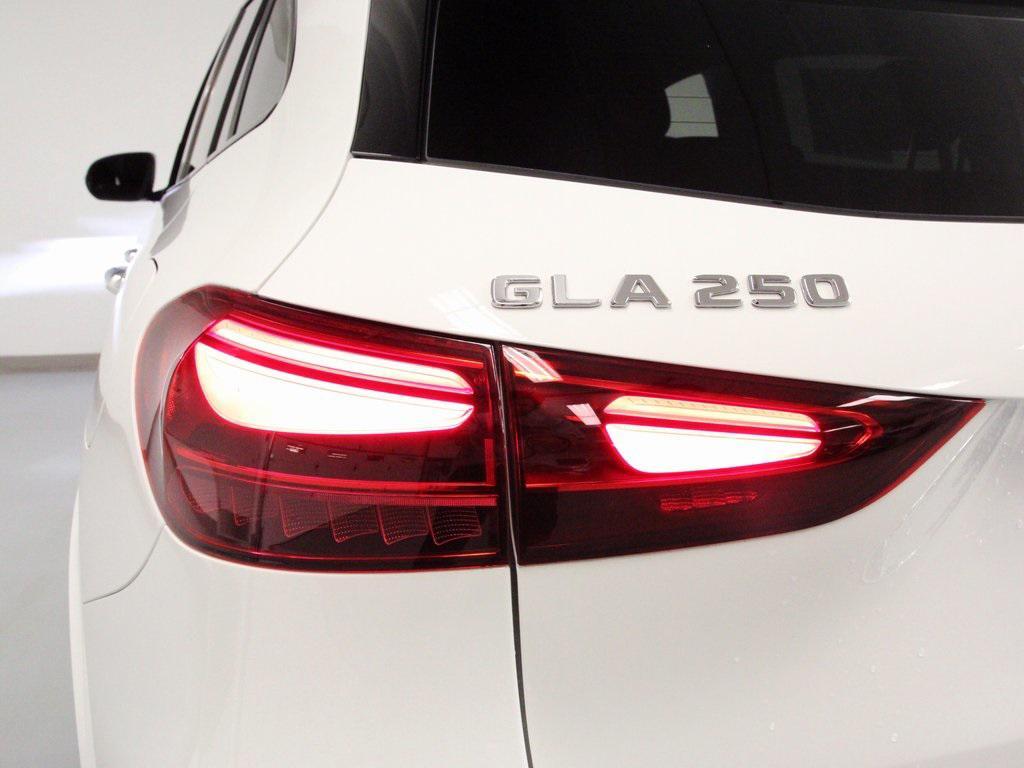used 2025 Mercedes-Benz GLA 250 car, priced at $40,380