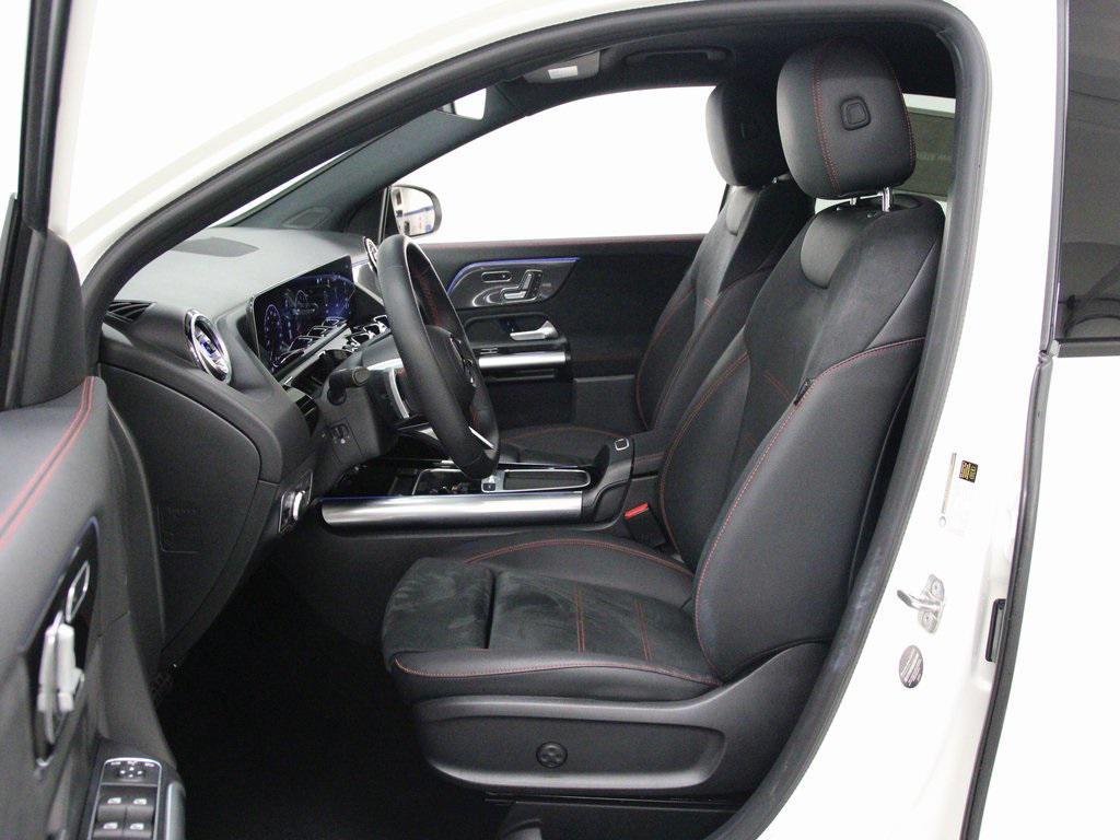 used 2025 Mercedes-Benz GLA 250 car, priced at $40,380