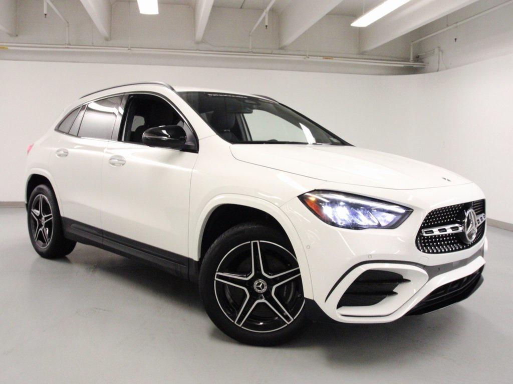 used 2025 Mercedes-Benz GLA 250 car, priced at $40,380
