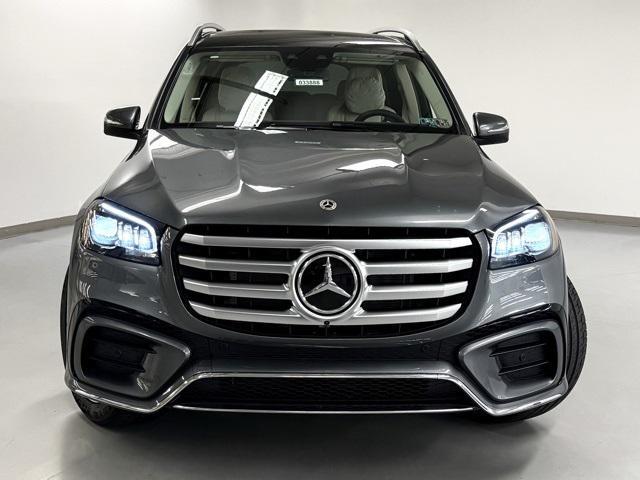 new 2025 Mercedes-Benz GLS 580 car, priced at $119,770