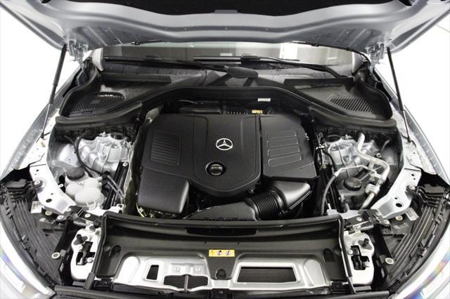 new 2025 Mercedes-Benz GLC 300 car, priced at $66,310