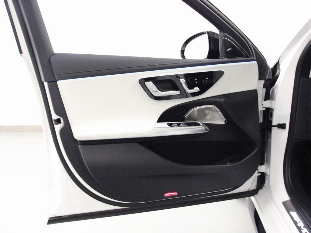 new 2026 Mercedes-Benz AMG E 53 car, priced at $117,815