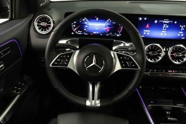 new 2025 Mercedes-Benz GLB 250 car, priced at $54,545