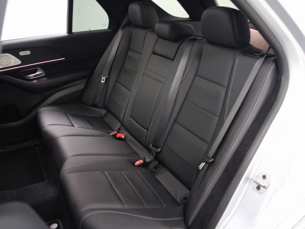 new 2026 Mercedes-Benz GLE 450 car, priced at $81,170