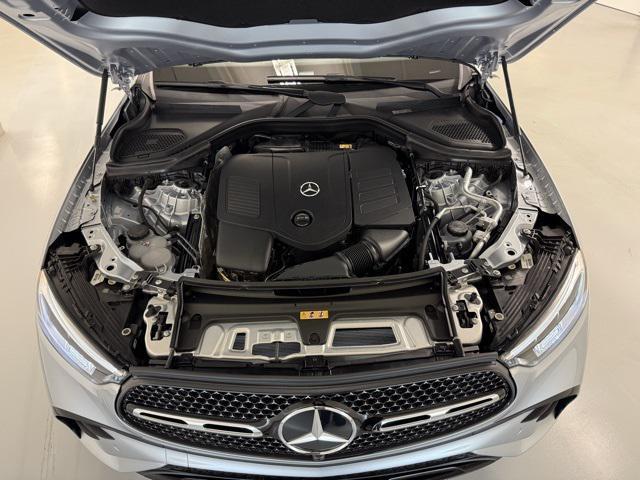 new 2025 Mercedes-Benz GLC 300 car, priced at $59,565