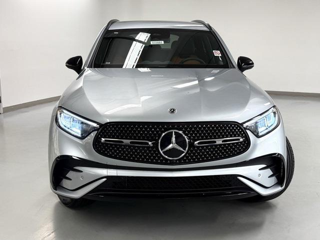 new 2025 Mercedes-Benz GLC 300 car, priced at $59,565